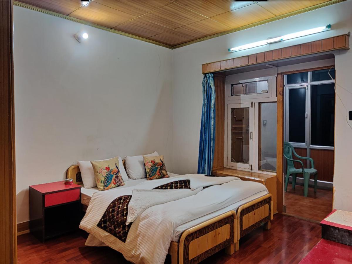 Youthok Guest House Leh Extérieur photo