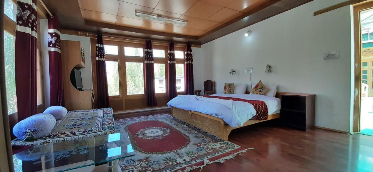 Youthok Guest House Leh Extérieur photo